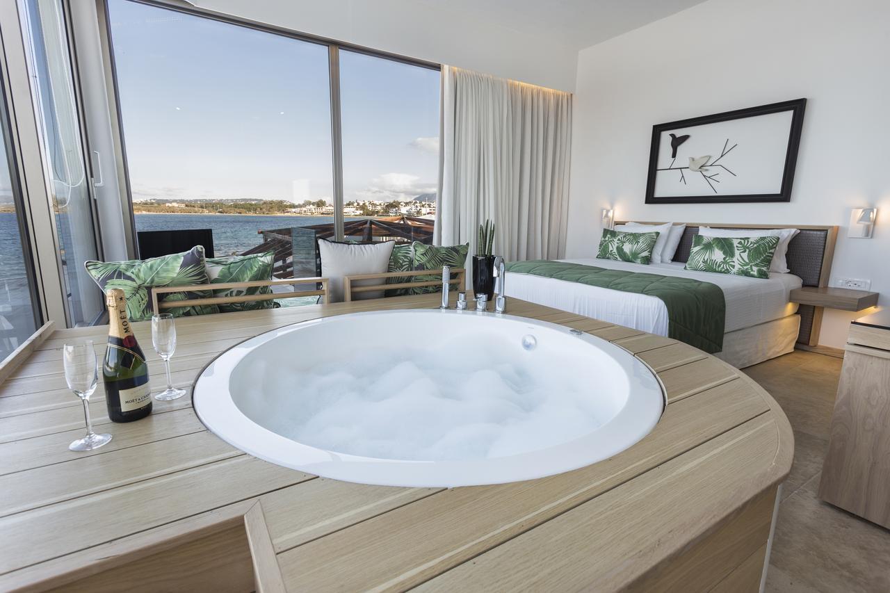 Kalamaki Luxury Suites Extérieur photo