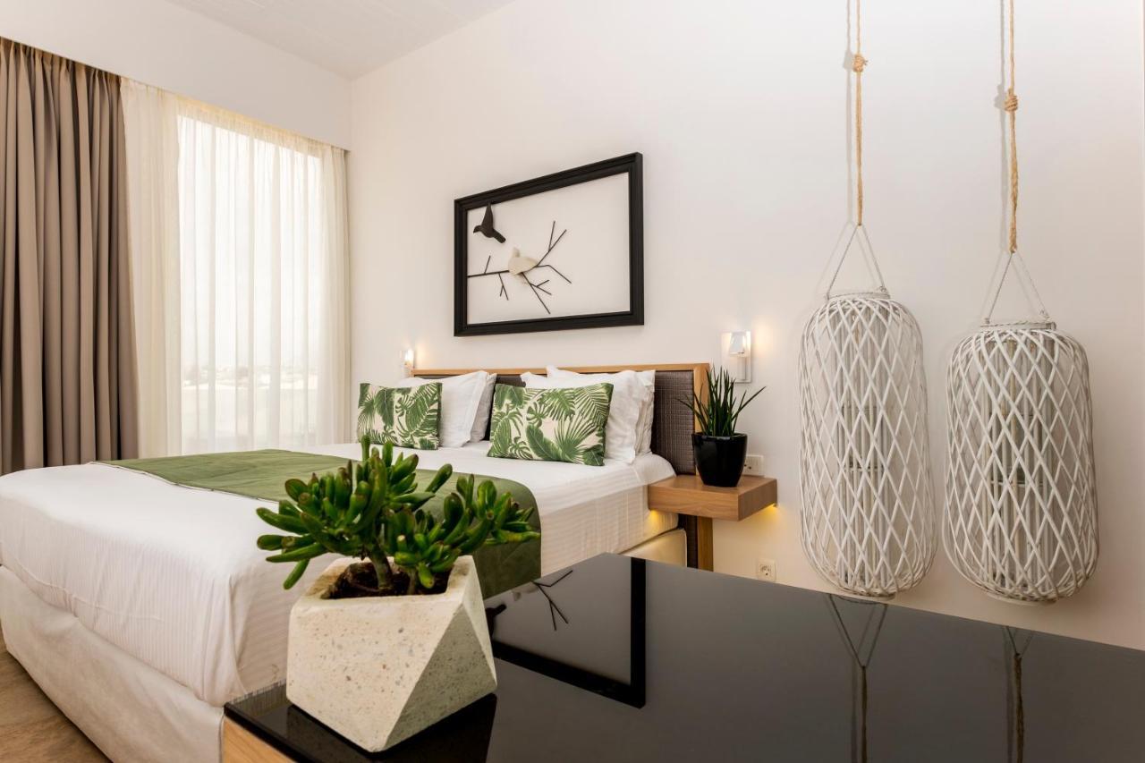 Kalamaki Luxury Suites Extérieur photo